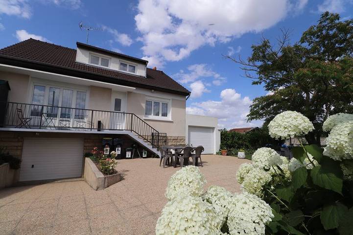 Gîte pour 6 personnes, avec balcon et jardin à Ussy-sur-Marne