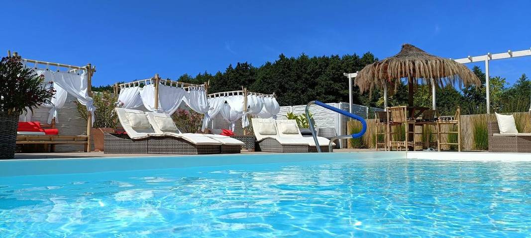 Domek letniskowy dla 7 osób, z basen i widok oraz ogród i basen dla dzieci, Dla rodziny w Polska