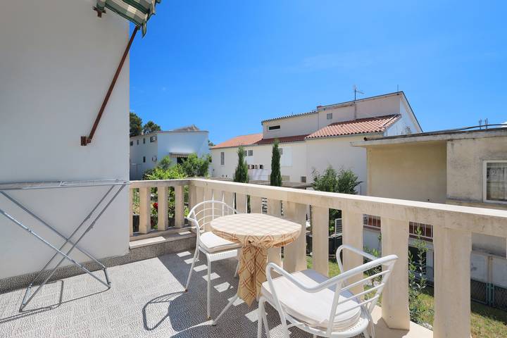 Ferienwohnung für 3 Personen, mit Balkon/Terrasse in Brela