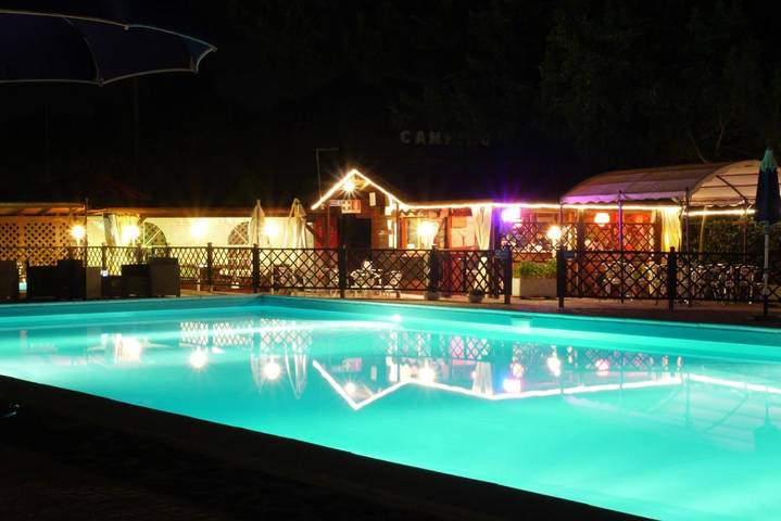 Location de vacances pour 3 personnes, avec bassin pour enfant ainsi que piscine et terrasse à Sirolo - 3