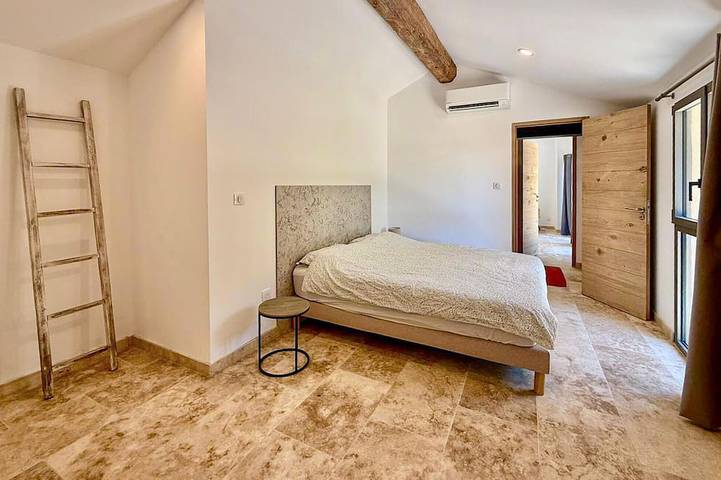 Awesome home in St Martin de Crau in Saint-Martin-de-Crau, Mittelmeerküste (Frankreich)