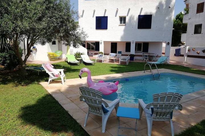 Chalet para 8 personas, con terraza y jardín - 1