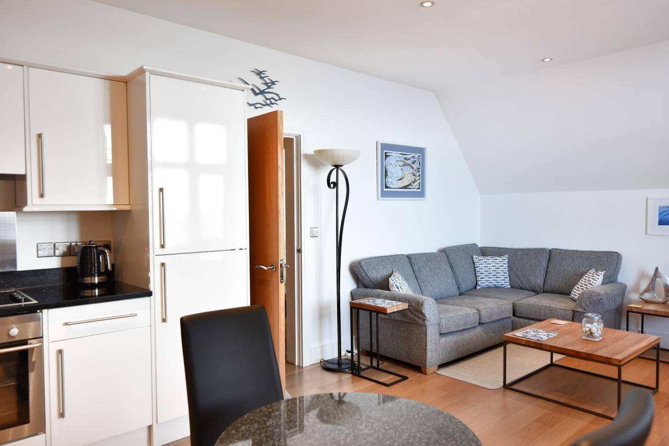 Entire apartment, 5 Coram Tower in Lyme Regis, Dorset