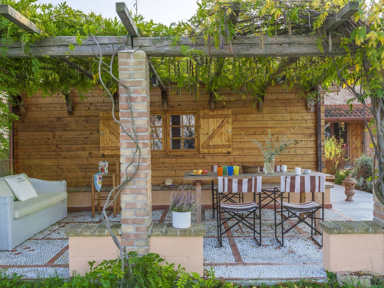 Ganze Wohnung, Haus mit Blick auf die Hügel in Montemaggiore al Metauro, Valle del Metauro