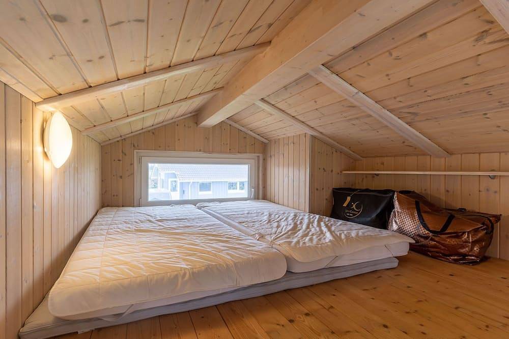 Ferienhaus mit Strandkorb, Kaminofen, Whirlpool und Sauna in Wesselburenerkoog, Dithmarschen