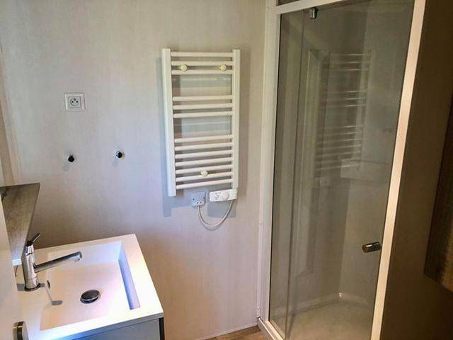Location de vacances pour 7 personnes, avec vue et bassin pour enfant ainsi que piscine et jardin à Mouilleron-le-Captif - 3