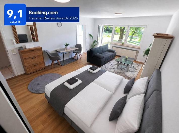 Ferienwohnung für 3 Personen, mit Balkon und Terrasse sowie Garten und Ausblick