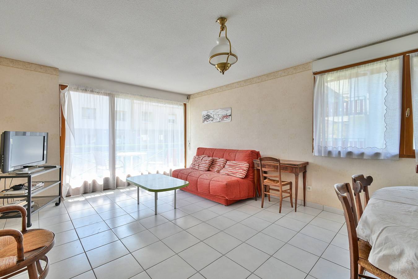 Appartement entier, Appartement spacieux 6 pers – Lac, ski aux pieds, balcon et Wi-Fi in Thônes, Région d'Annecy