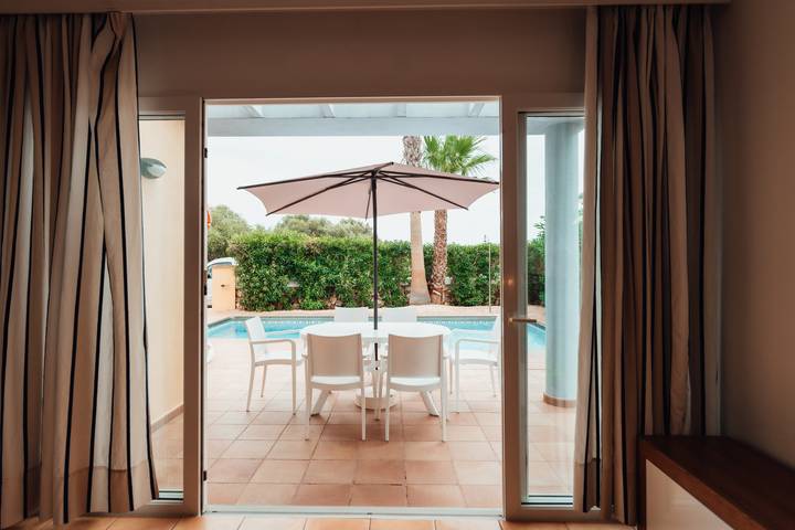 Villa pour 5 personnes, avec jardin et terrasse à Cala Blanca - 4