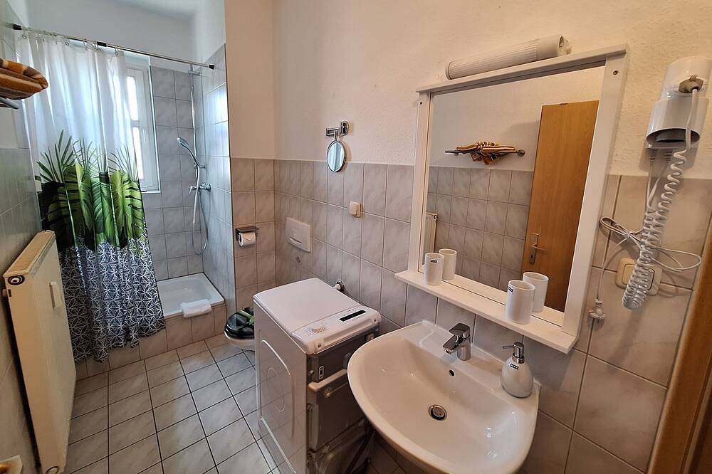 Ganze Wohnung, Fewo Miwe Gesundheitszentrum - Ferienwohnung in Forst (Lausitz), Lausitz