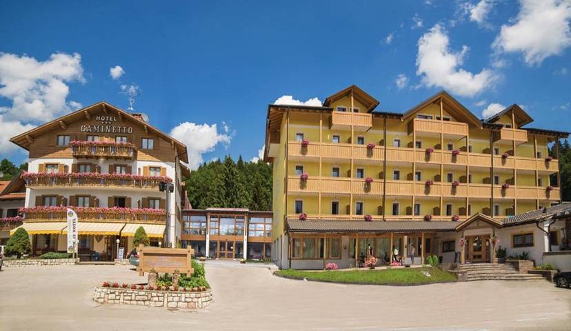 Hotel für 4 Personen, mit Whirlpool und Garten sowie Pool und Sauna
