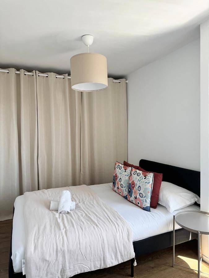 Gîte pour 6 personnes, avec terrasse à Saint-Jacques-de-la-Lande - 4