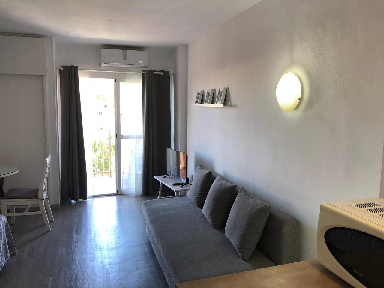 Appartement entier, Appartement 'Minerva701' avec vue sur la mer, Wi-Fi et climatisation in Benalmádena Costa, Benalmádena