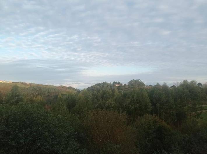 Gîte pour 6 personnes, avec jardin ainsi que vue et piscine dans Cóbreces - 4