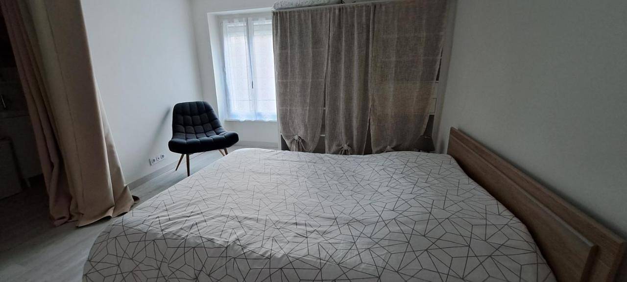 Appartement entier, Two-Bedroom Apartment in Jumeaux, Parc Naturel Régional Livradois-Forez