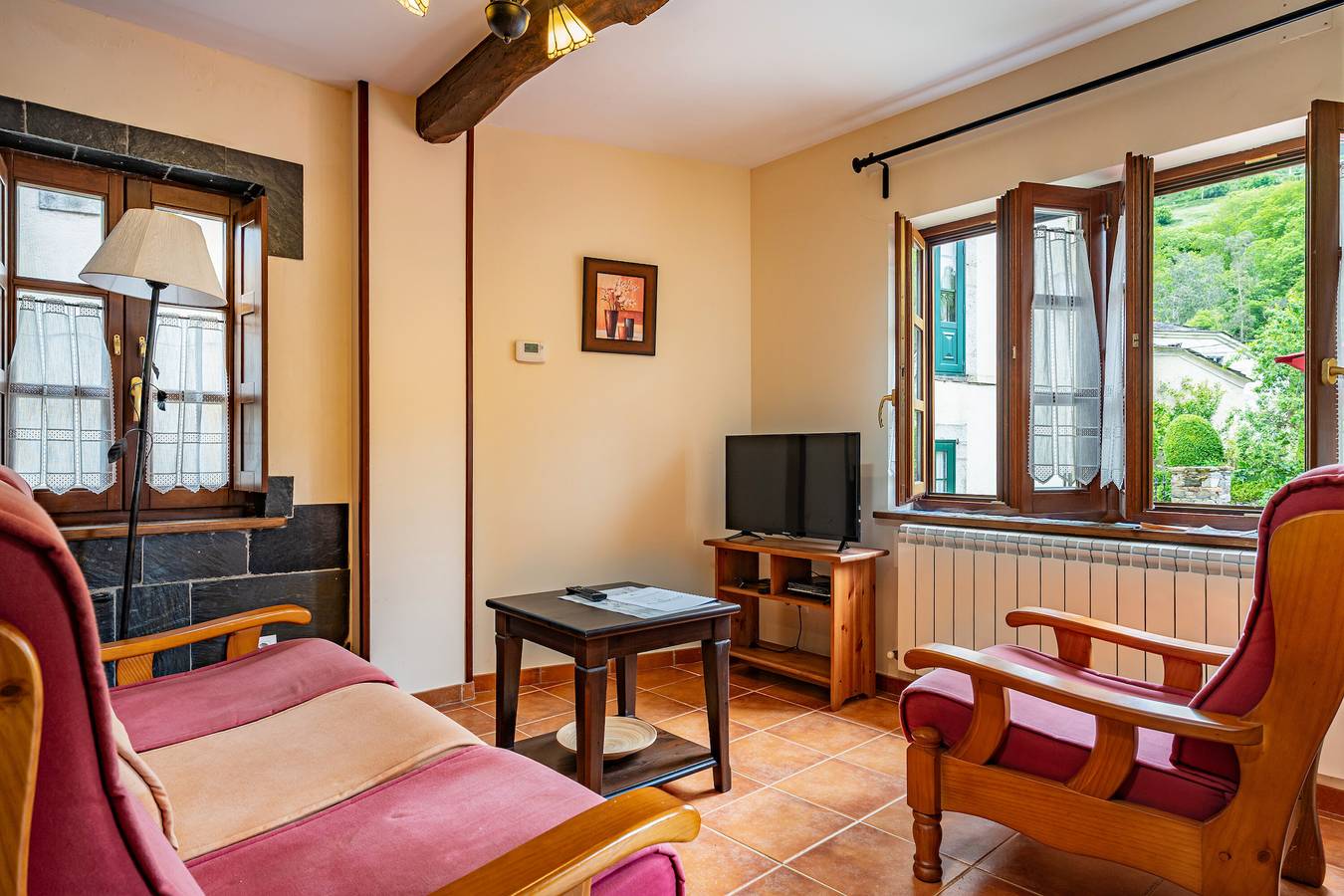 Hel lägenhet, Apartment 'Nando' with Mountain View, Private Terrace and Wi-Fi in Boal, Costa Verde (Spanien)