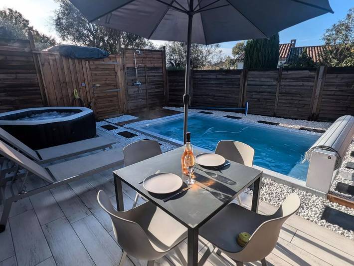 Appartement de vacances pour 2 personnes, avec terrasse et piscine