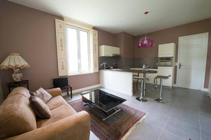 Location de vacances pour 3 personnes, avec jardin et terrasse à Néac - 4