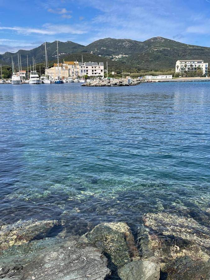 Gîte pour 7 personnes, avec terrasse et vue dans Macinaggio - 2