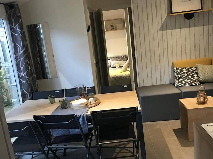 Camping La Cigaline - Mobilheim 8 personen - Saint Emilion in Montpon-Ménestérol, Périgord Blanc