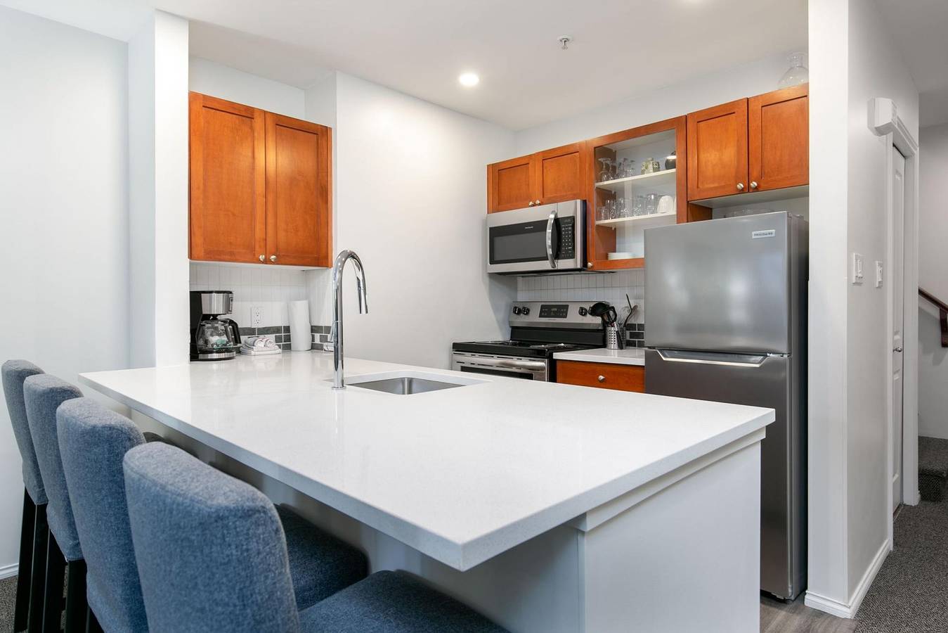 Apartamento entero, 1Br Townhome with private hot tub and pool. Gr100 in Whistler, Whistler Blackcomb