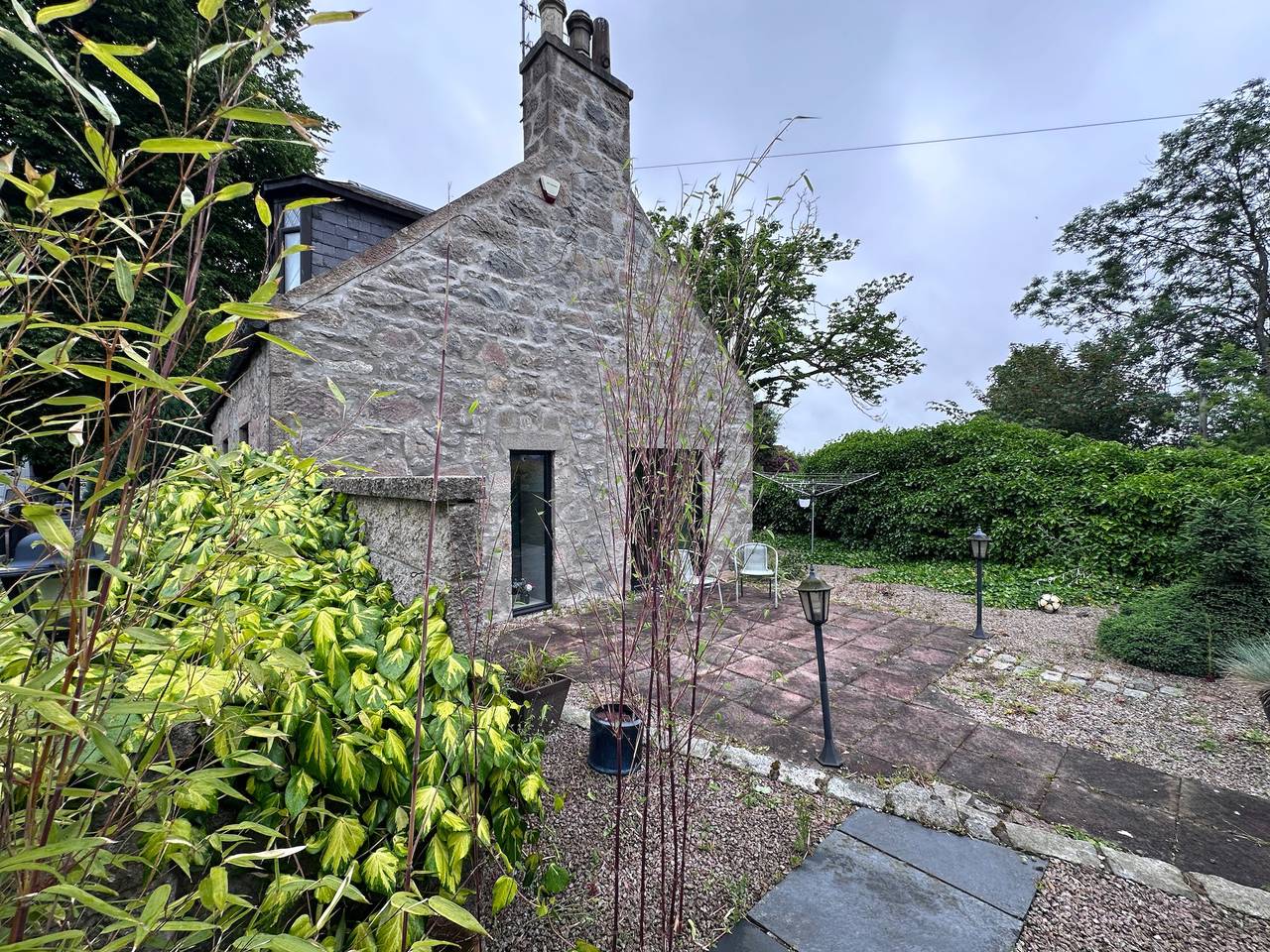 Cozy Aberdeen Cottage with 3 Bedrooms in Aberdeen, Aberdeenshire