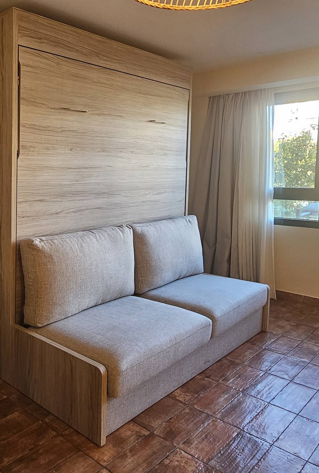 Entire studio, Apartamentos Las Ciencias Studio M in Valencia City Centre, Valencia