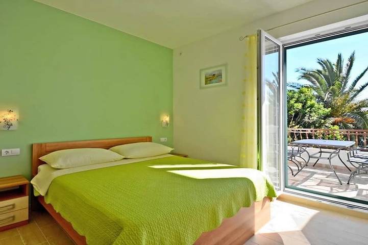 Villa für 13 Personen, mit Balkon und Garten in Split-Dalmatien - 4