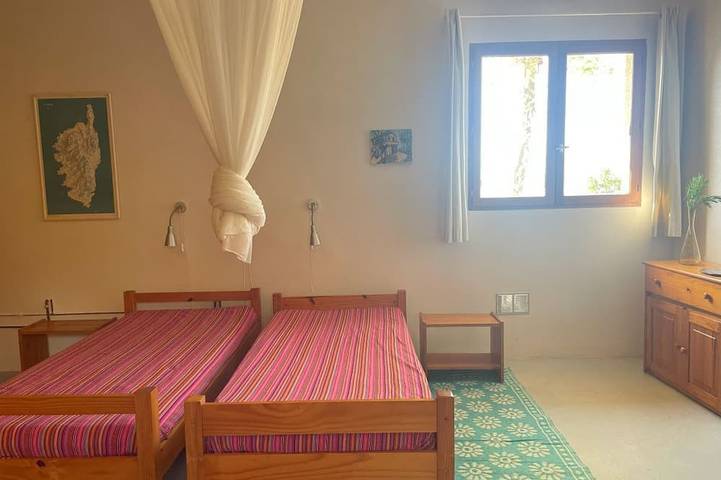 Location de vacances pour 4 personnes, avec terrasse et jardin dans Plage d'Orcino - 3