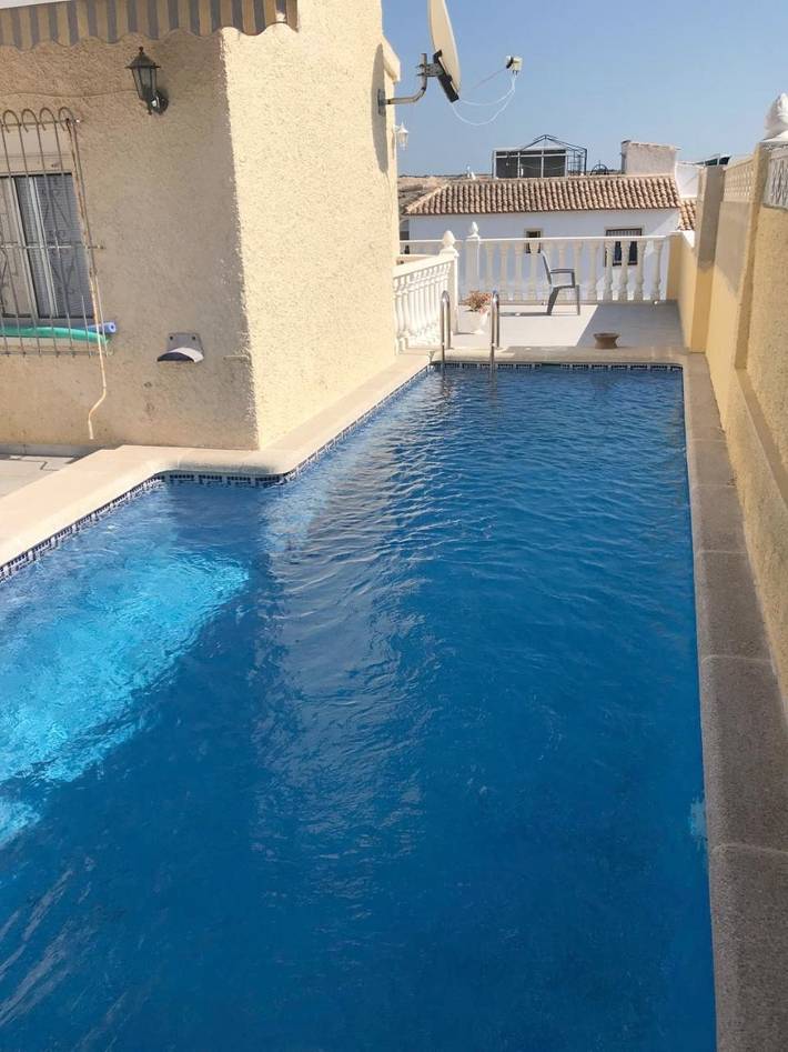 Casa rural para 8 personas, con balcón además de vistas y piscina en San Fulgencio