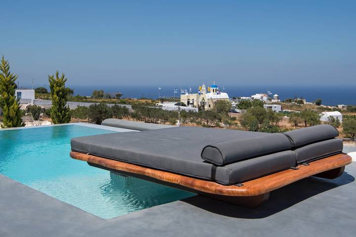 Location de vacances pour 4 personnes, avec terrasse ainsi que vue sur l’océan et jardin à Thera - 3