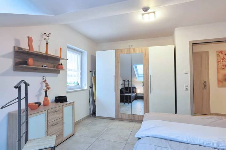 Ferienwohnung für 3 Personen, mit Balkon und Sauna sowie Garten und Pool in Markkleeberg - 3
