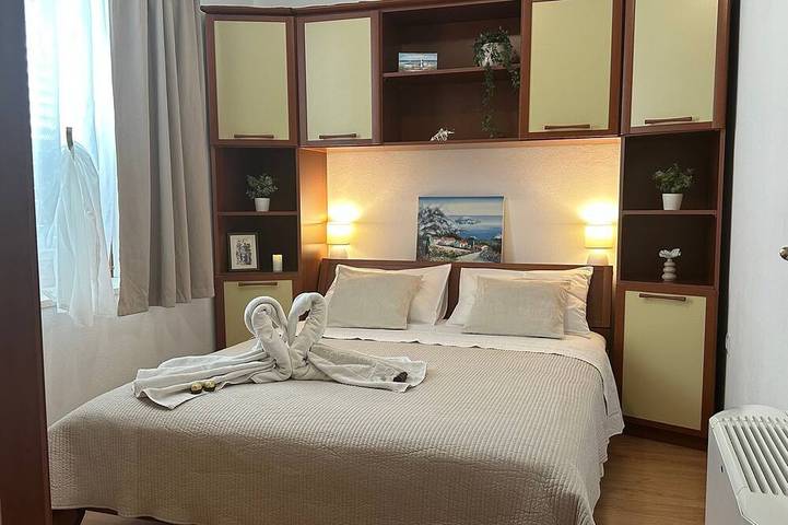 Ganze Wohnung, 2-Zimmer-Ferienwohnung am Strand Lumbarda, Korcula in Lumbarda, Korcula