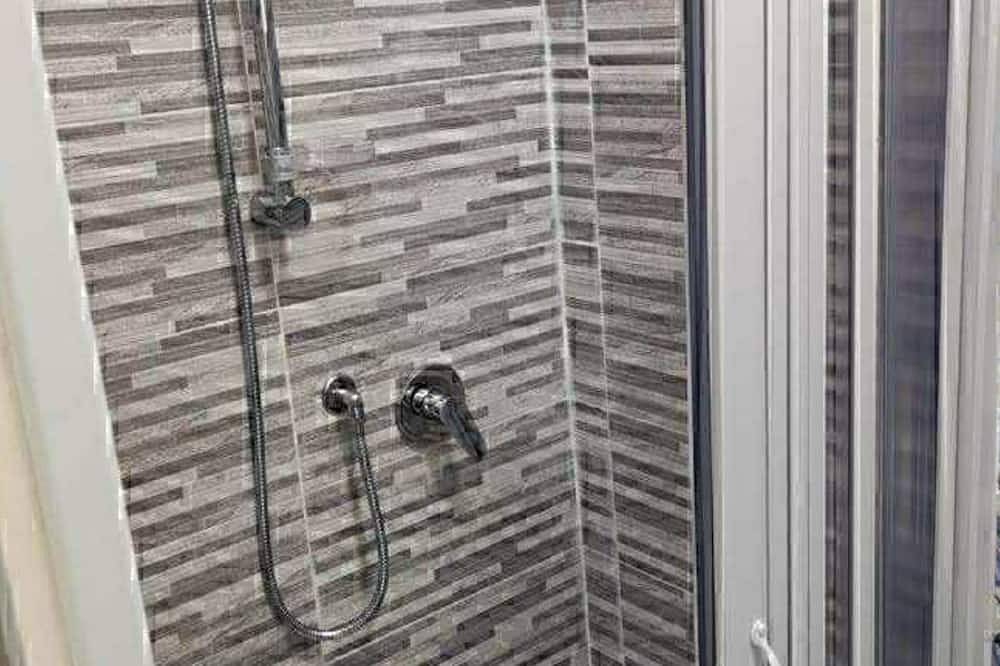Hel leilighet, One-room/mini-apartment in Sperlonga. in Sperlonga, Provinsen Latina