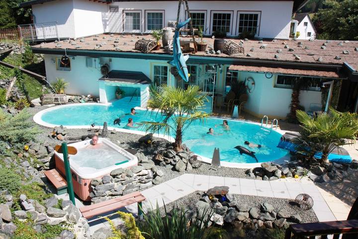 Hotel für 2 Personen, mit Garten und Sauna sowie Whirlpool und Pool, kinderfreundlich in Winterberg - 2