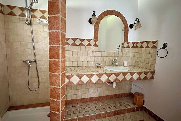Appartement entier, Villa Elisa  entre mer et montagne Alivu in Calenzana, Région de Calvi
