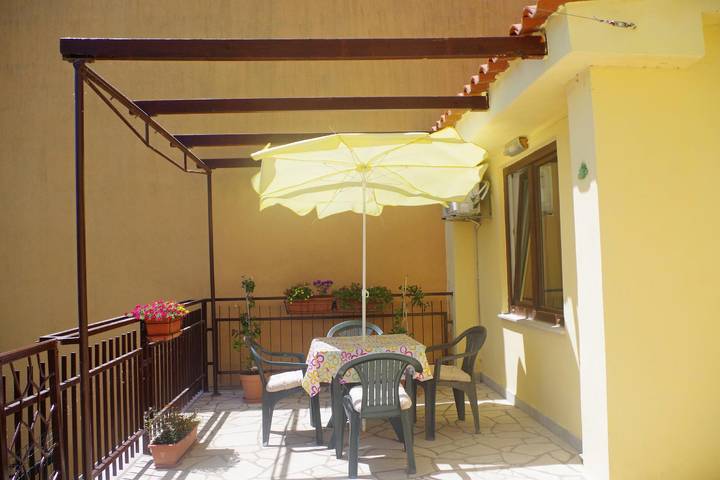 Ferienwohnung für 2 Personen, mit Garten, mit Haustier in Pjescana Uvala - 2