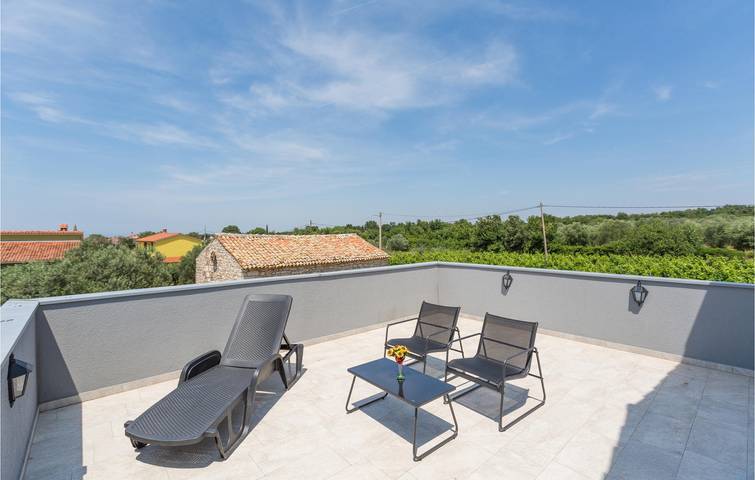 Ferienhaus mit Meerblick für 8 Personen, mit Terrasse in Istrien - 2