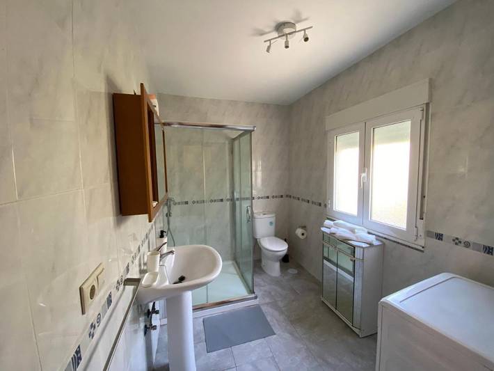 Casa rural para 5 personas, con jardín y vistas en Muros (Galicia) - 2