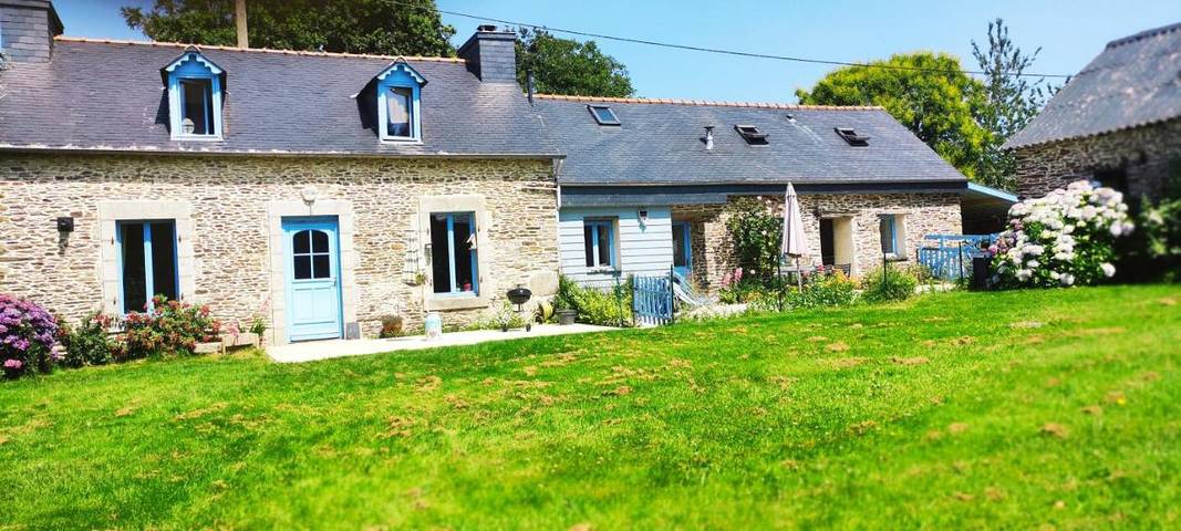 Location de vacances pour 4 personnes, avec terrasse à Plonévez-du-Faou - 2