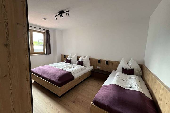 Ferienwohnung für 7 Personen, mit Balkon und Garten