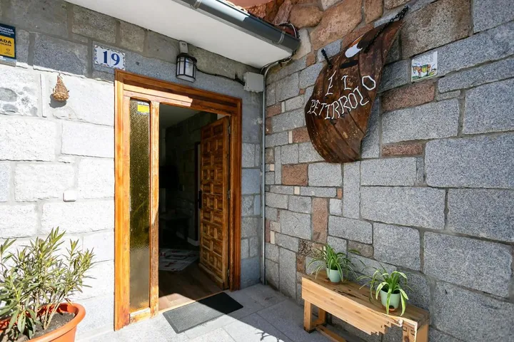 Apartamento de vacaciones para 9 personas, con vistas y jardín - 1