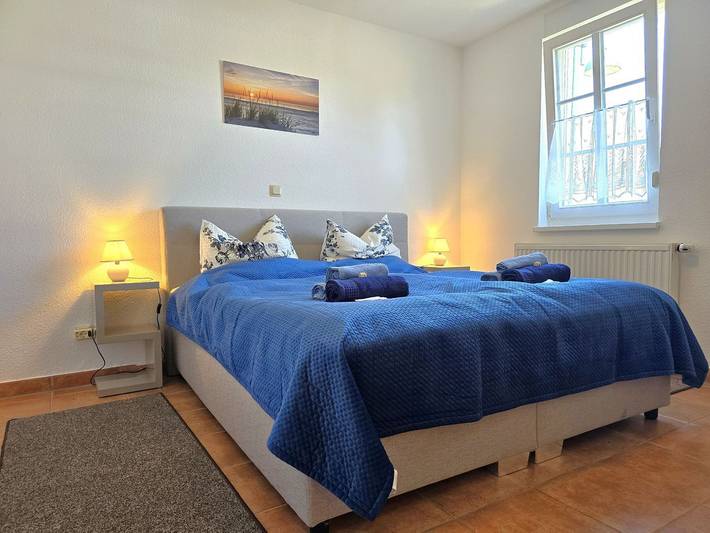 Ganze Wohnung, Ferienwohnung Seehund für Ostsee-Urlaub mit Hund in ländlicher Lage auf Rügen in Neddesitz, Sagard