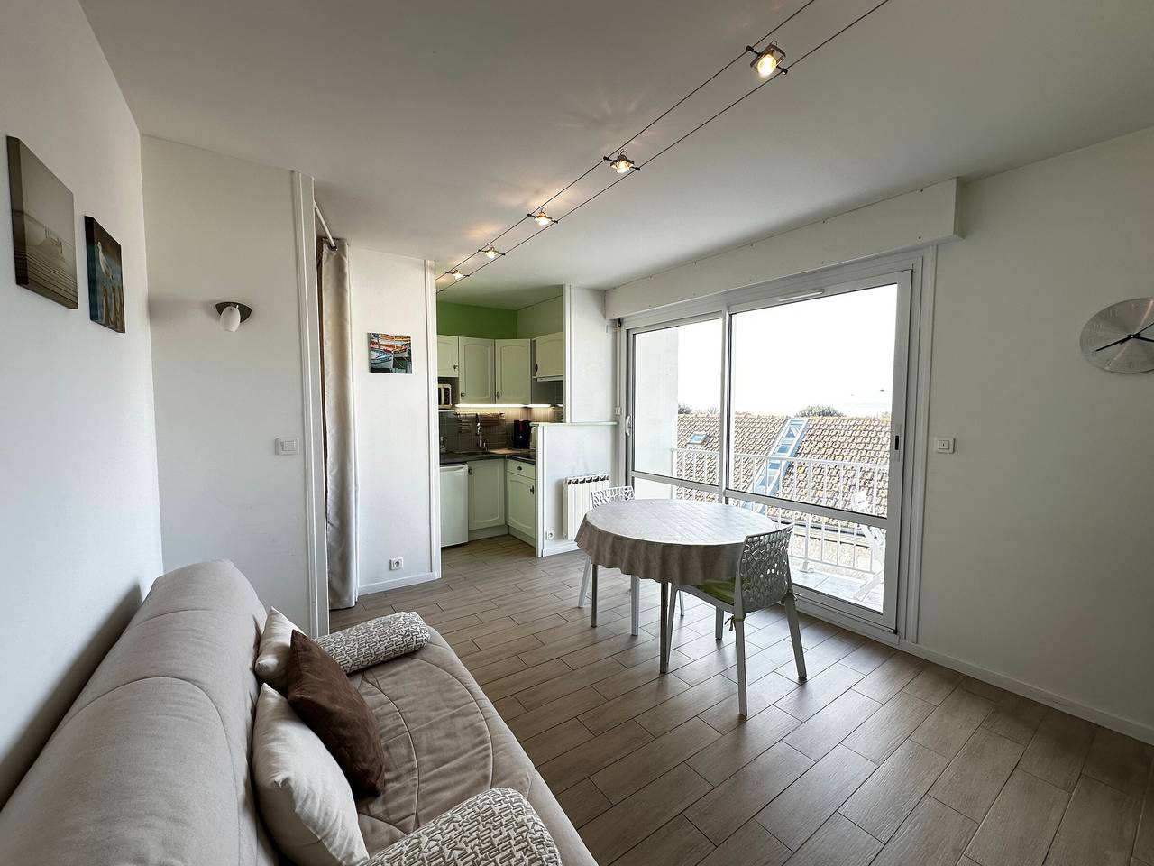 Apartamento entero, Estudio acogedor vista al mar, centro Fouras, balcón, 2 pers in Fouras, Region de Rochefort