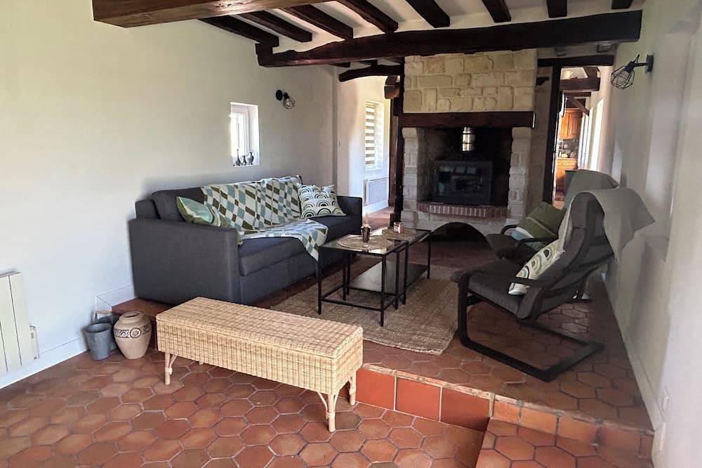 Vacation home in the countryside in Beuzeville, Bernay region