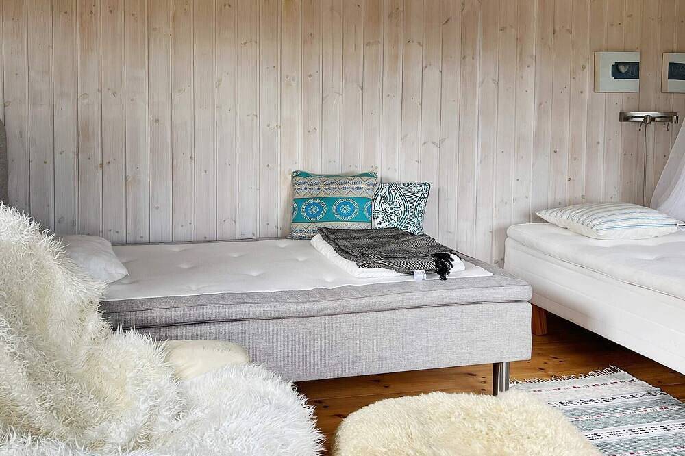 9 person holiday home in Huddinge in Huddinge, Svenska Östersjön