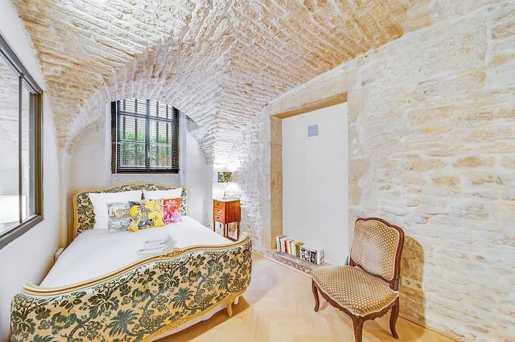 Gîte pour 2 personnes, avec jardin et terrasse, animaux acceptés dans Office De Tourisme De Dijon - 2