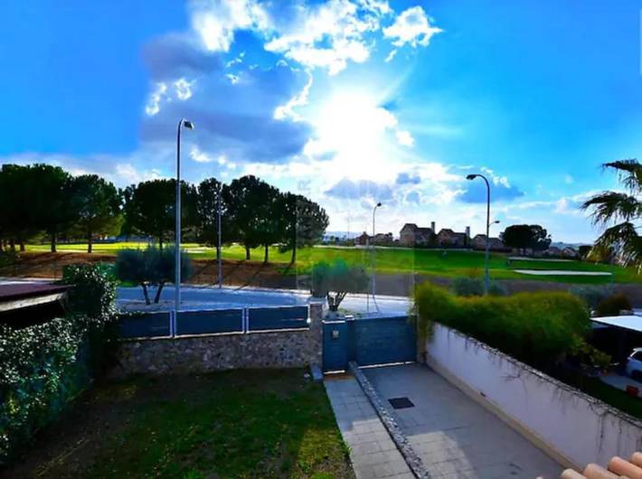 Chalet para 7 personas, con piscina además de vistas y jardín en Vega de Granada - 4