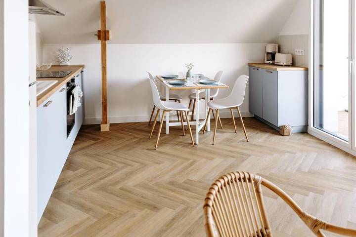 Gîte pour 4 personnes, avec balcon, adapté aux familles dans Plage Du Men Armor - 3