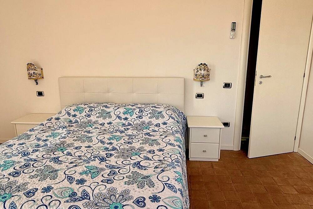 Casa Sciaría: relax vista mare nel cuore della Costa degli Dei in Zambrone, Provincia di Vibo Valentia